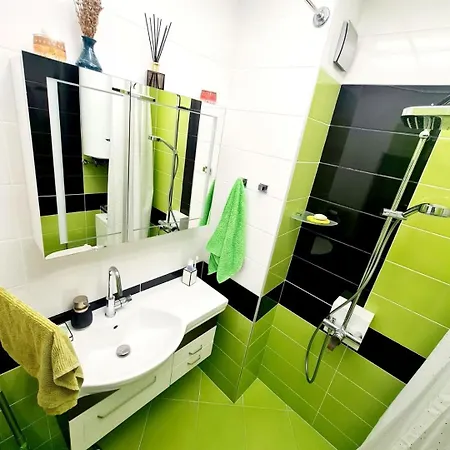 דירה Seaview Escape - 1br Next To Sea Garden