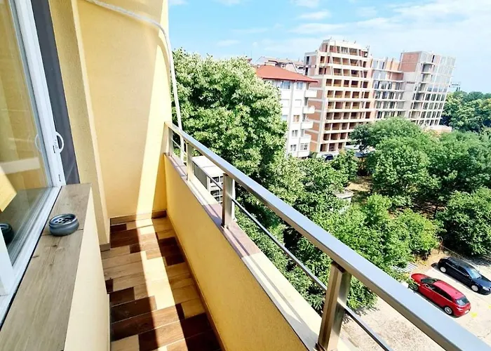 Sea Garden 1br - 5 Minutes To Lejlighed Varna
